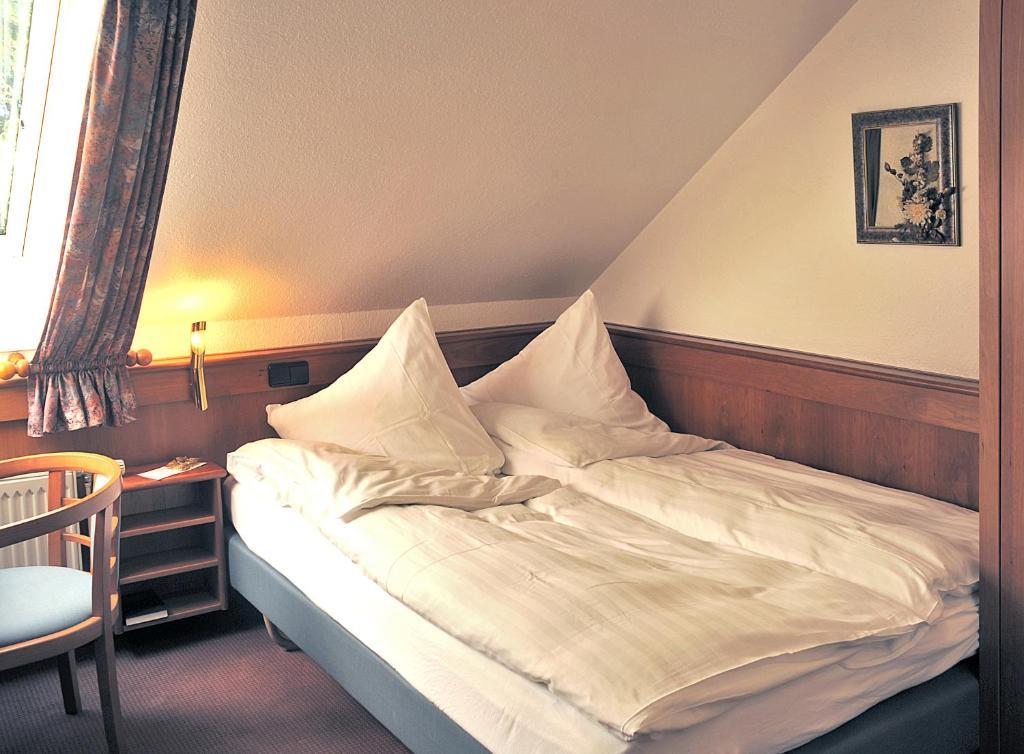 Hotel Und Landhaus 'Kastanie' Hamburg-Harburg Kamer foto